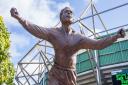 A statue honouring footballer Jack Leslie has been revealed