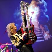 The band pays tribute to Jimmy Page’s twin-neck guitar